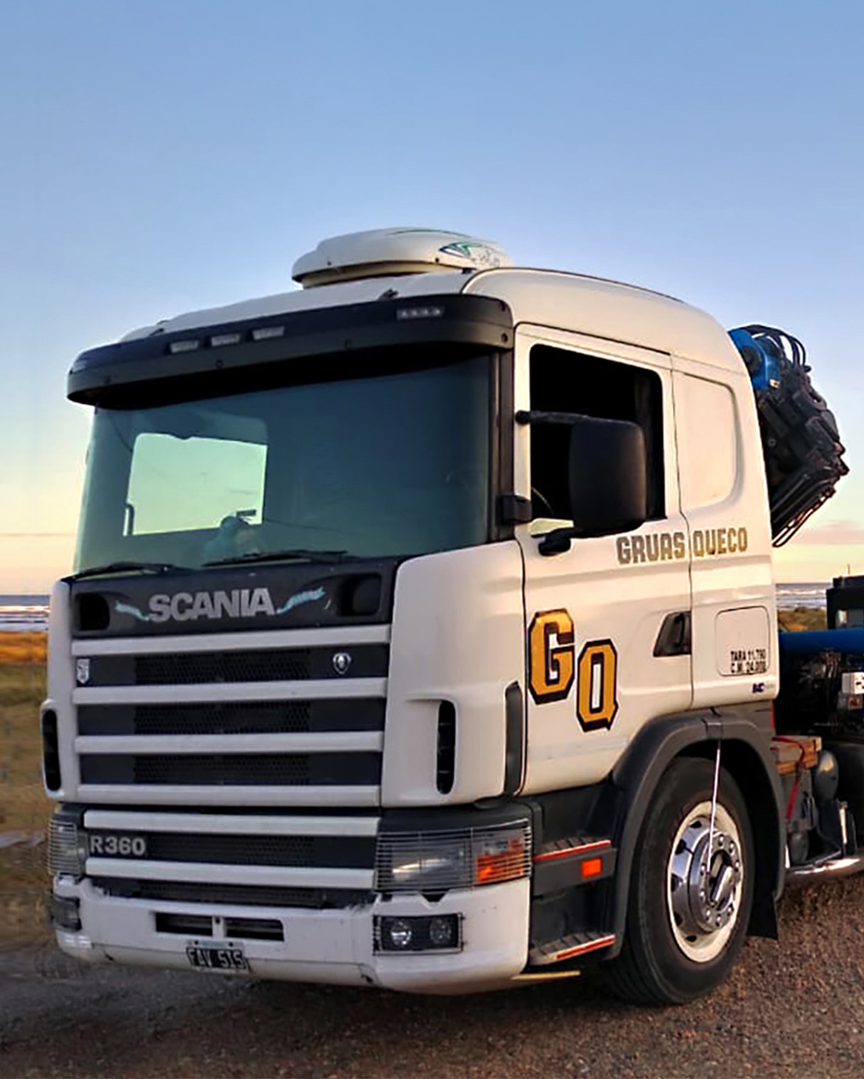 Tractor con Hidrogrúa Scania Atlas