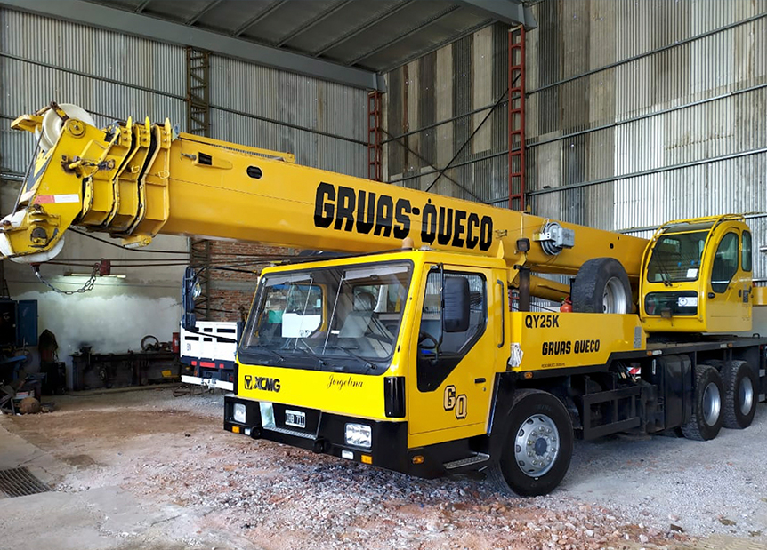 GRUA 25 Ton. QY25K